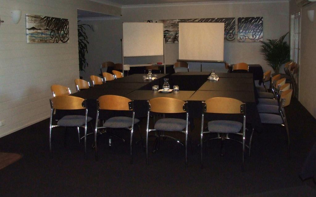 Alara Motor Inn Mackay Kültér fotó