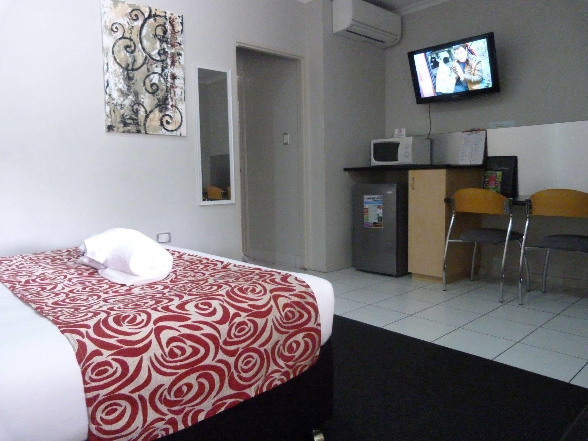 Alara Motor Inn Mackay Kültér fotó