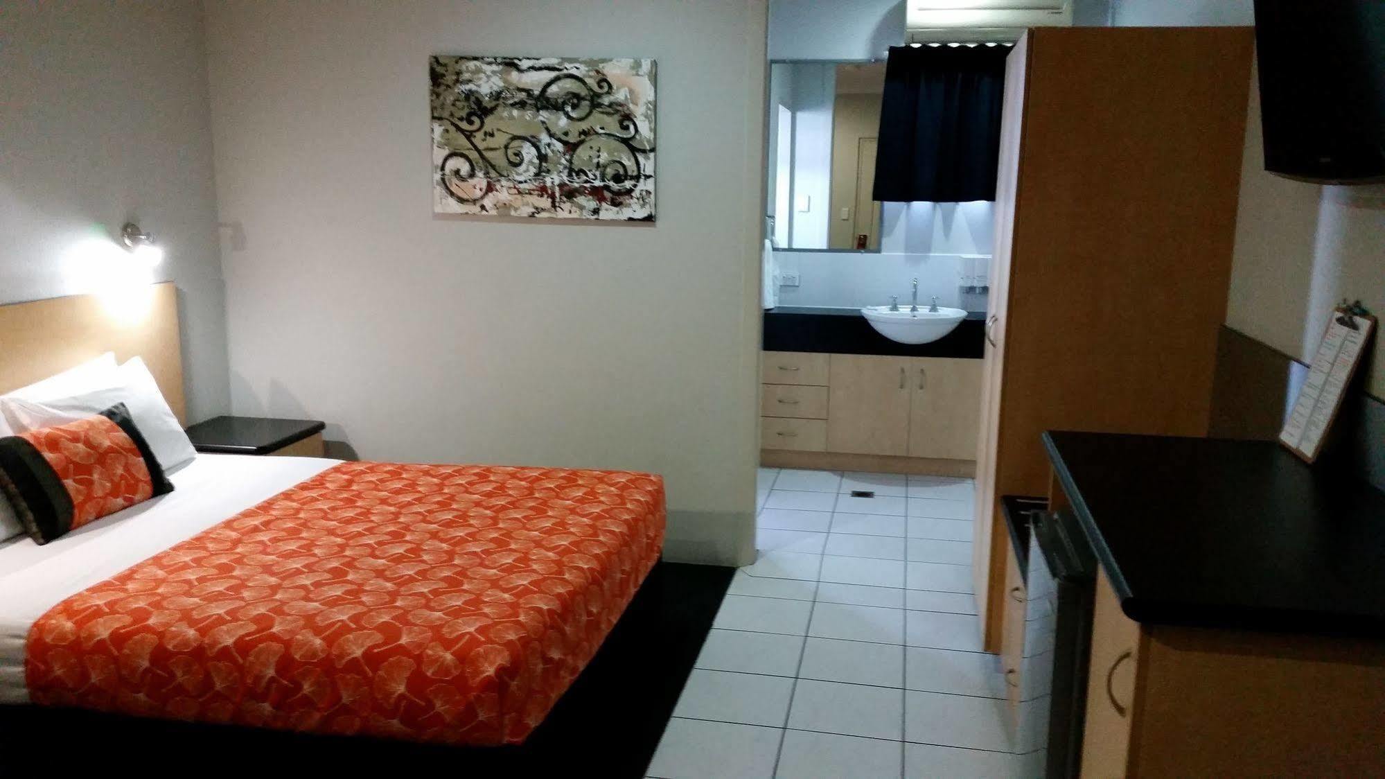 Alara Motor Inn Mackay Kültér fotó